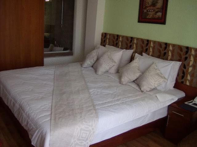 Minh Quan Hotel Bảo Lộc Room photo