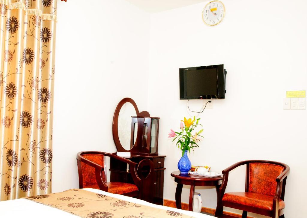 Minh Quan Hotel Bảo Lộc Room photo